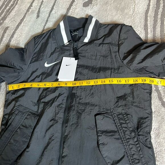 Nike Women’s Dugout Bench Jacket - Picture 11 of 16